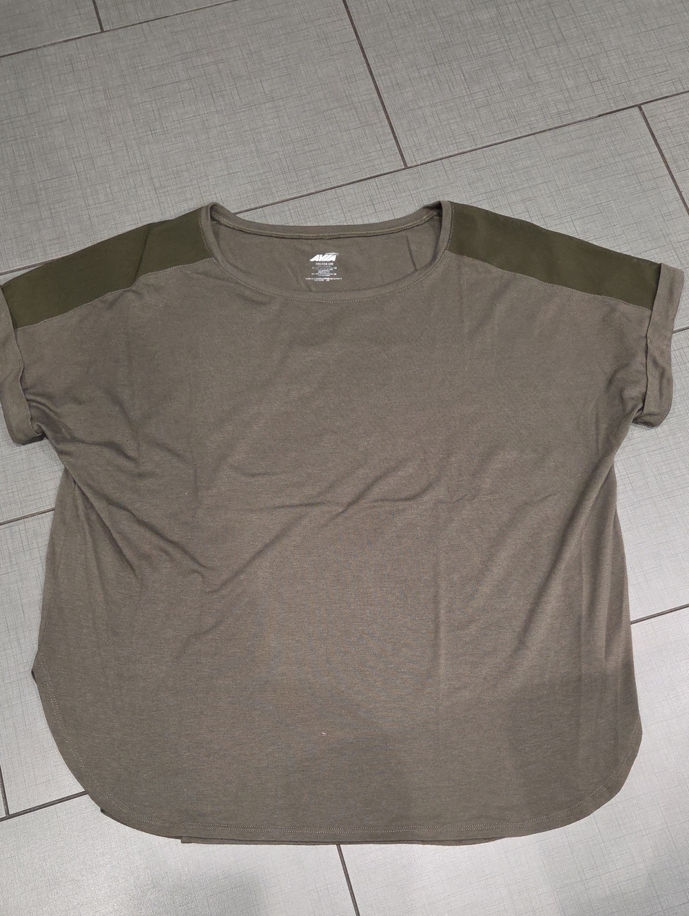 Avia Olive Green Short Sleeve Women's Tee with Dark Shoulder Panels XXL